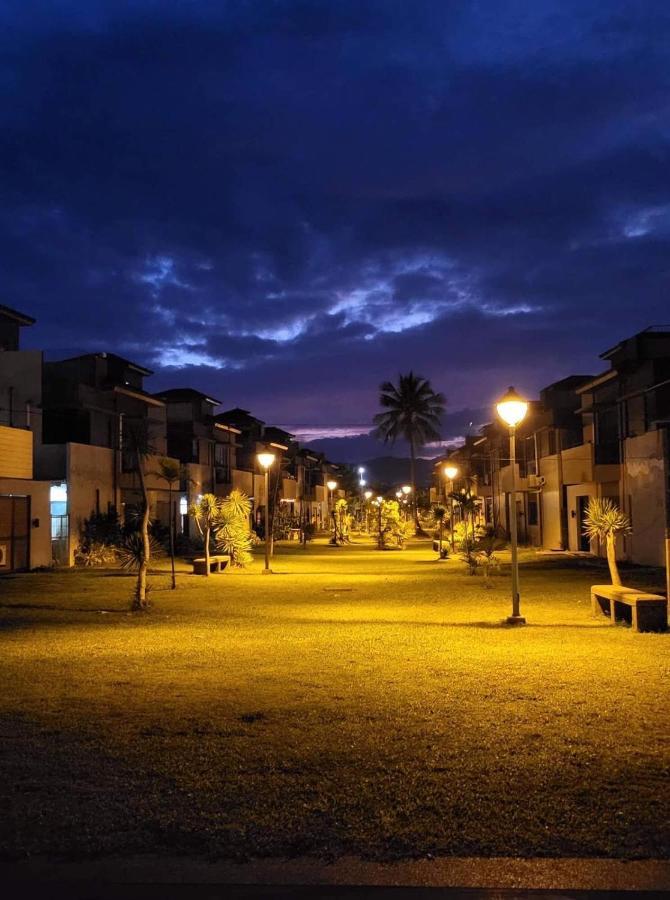 Seafront Residences Vacation Getaway San Juan  Exterior photo